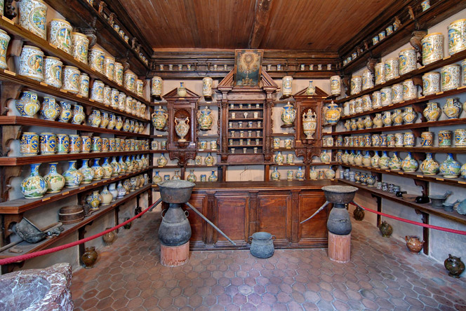 Antica Farmacia di Roccavaldina, Sicilia