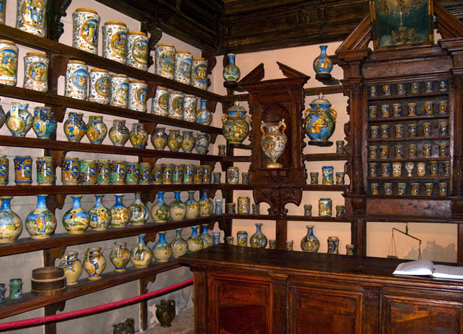 Antica Farmacia di Roccavaldina, Sicilia