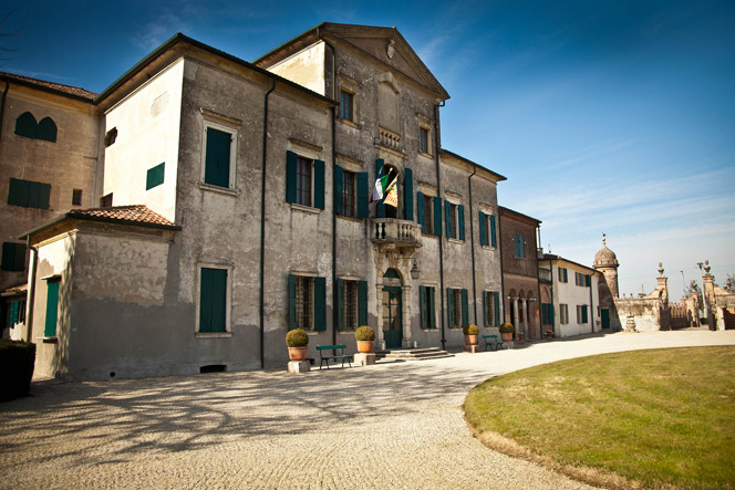 Villa Dionisi, “Ca’ del Lago”, Museo delle Arti Applicate nel Mobile, Cerea, Verona