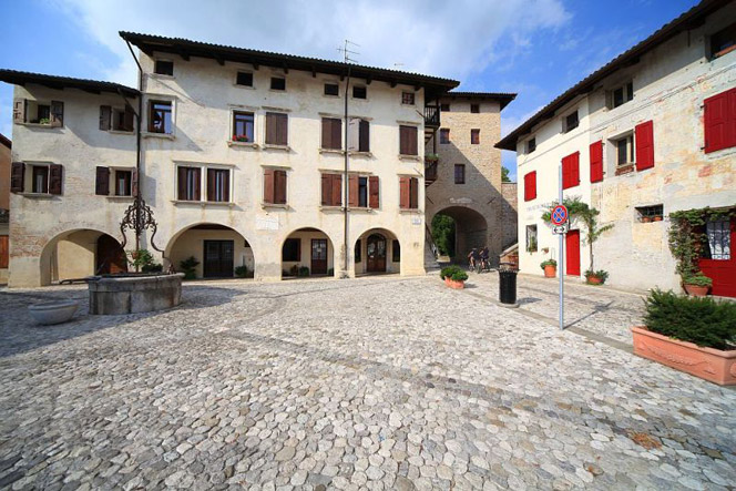 Valvasone, Pordenone, Friuli-Venezia Giulia
