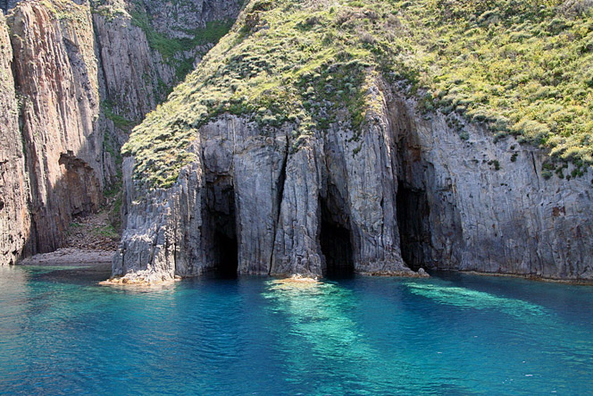 Palmarola, Isole Pontine, Latina