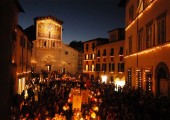 Lucca, Il Volto Santo e la Luminara di Santa Croce - The Holy Face and the Holy Cross Luminara