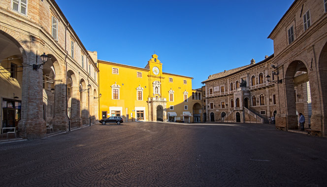 Palazzo dei Priori di Fermo